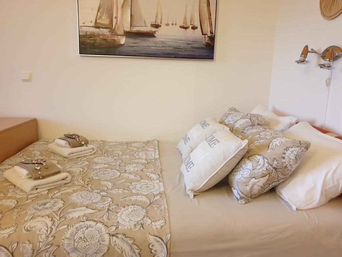 Apartment Eso Каштела Экстерьер фото